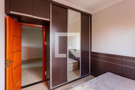 Quarto 1 de apartamento para alugar com 2 quartos, 48m² em São Lucas, Belo Horizonte