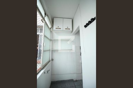 Apartamento à venda com 74m², 2 quartos e sem vagaDetalhe da área de serviço