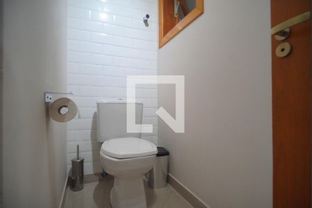 Casa para alugar com 215m², 3 quartos e 2 vagas Casa para alugar com 215m², 3 quartos e 2 vagasLavabo