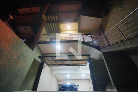 Casa para alugar com 215m², 3 quartos e 2 vagas Casa para alugar com 215m², 3 quartos e 2 vagasFachada