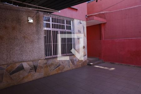 Casa à venda com 170m², 3 quartos e 2 vagasGaragem
