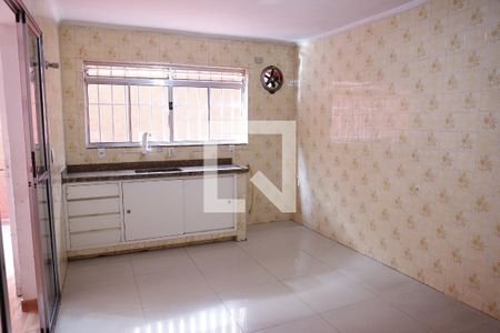 Casa à venda com 170m², 3 quartos e 2 vagasCozinha