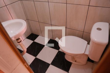 Casa à venda com 170m², 3 quartos e 2 vagasBanheiro de serviço