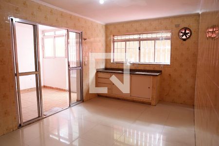 Casa à venda com 170m², 3 quartos e 2 vagasCozinha