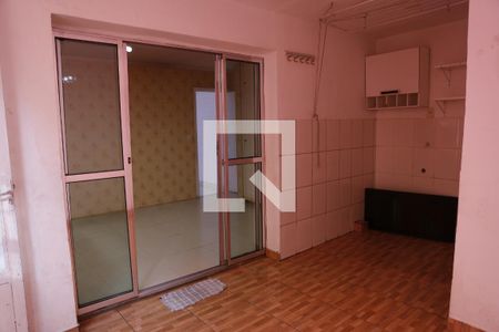 Casa à venda com 170m², 3 quartos e 2 vagasÁrea de Serviço