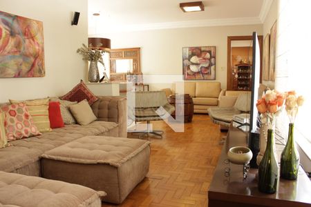 Sala TV de apartamento à venda com 3 quartos, 135m² em Jardim Paulista, São Paulo