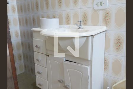 Casa à venda com 336m², 6 quartos e 3 vagasBanheiro - Pia e Gabinete