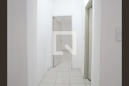 Casa à venda com 336m², 6 quartos e 3 vagasCozinha - Casa 2 - Corredor