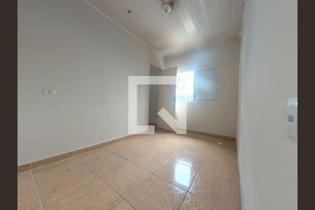 Casa à venda com 336m², 6 quartos e 3 vagasQuarto 2