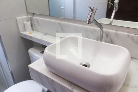 Casa à venda com 111m², 3 quartos e 2 vagasBanheiro Corredor