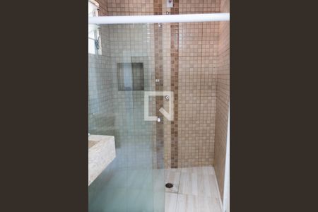 Casa à venda com 111m², 3 quartos e 2 vagasBanheiro da Suíte