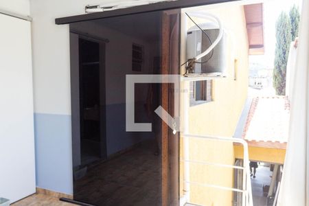 Casa à venda com 111m², 3 quartos e 2 vagasQuarto 2