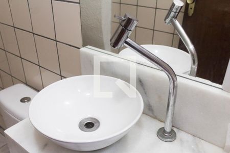 Casa à venda com 111m², 3 quartos e 2 vagasLavabo