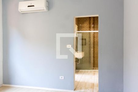 Casa à venda com 111m², 3 quartos e 2 vagasSuíte