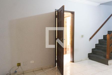 Sala de casa para alugar com 3 quartos, 111m² em Vila dos Remédios, São Paulo