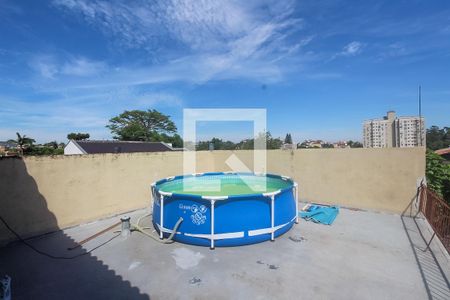 Casa à venda com 95m², 3 quartos e 2 vagas Casa à venda com 95m², 3 quartos e 2 vagasTerraço