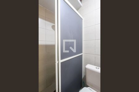 Casa à venda com 95m², 3 quartos e 2 vagas Casa à venda com 95m², 3 quartos e 2 vagasBanheiro