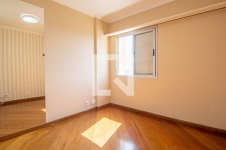 Apartamento à venda com 222m², 3 quartos e 4 vagasQuarto