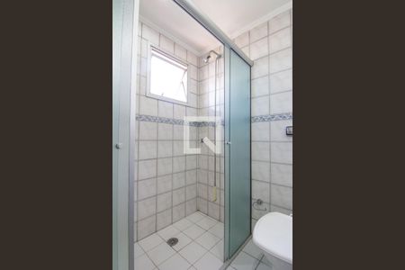 Apartamento à venda com 222m², 3 quartos e 4 vagasBanheiro da Suíte 2