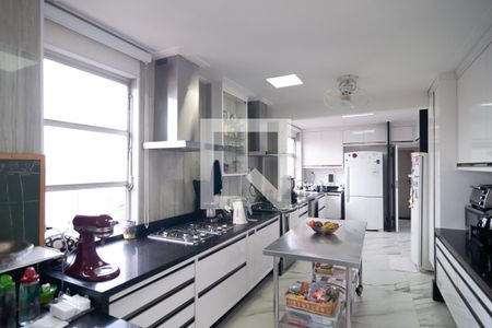 Apartamento à venda com 200m², 3 quartos e 2 vagas Apartamento à venda com 200m², 3 quartos e 2 vagasCozinha