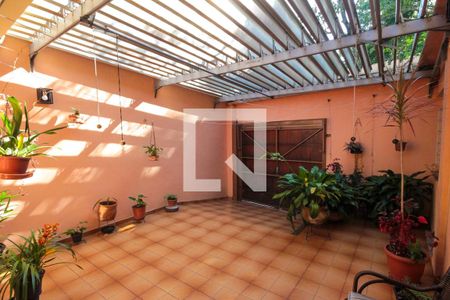 Casa à venda com 200m², 3 quartos e 3 vagasÁrea externa 