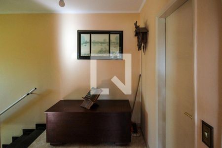 Casa à venda com 200m², 3 quartos e 3 vagasCorredor 