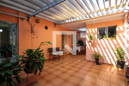 Casa à venda com 200m², 3 quartos e 3 vagasÁrea externa 