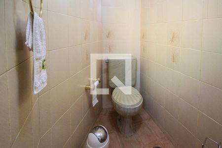 Casa à venda com 200m², 3 quartos e 3 vagasLavabo 