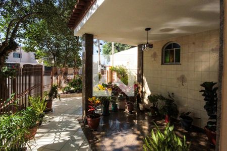 Casa à venda com 200m², 3 quartos e 3 vagasÁrea externa 