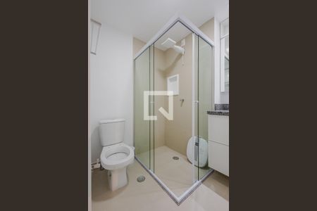 Banheiro de apartamento para alugar com 1 quarto, 38m² em Pinheiros, São Paulo