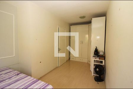 Casa à venda com 201m², 3 quartos e 6 vagas Casa à venda com 201m², 3 quartos e 6 vagasQuarto 2