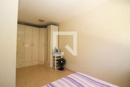 Casa à venda com 201m², 3 quartos e 6 vagas Casa à venda com 201m², 3 quartos e 6 vagasQuarto 2