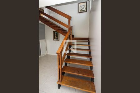 Sala de casa à venda com 3 quartos, 201m² em Espírito Santo, Porto Alegre