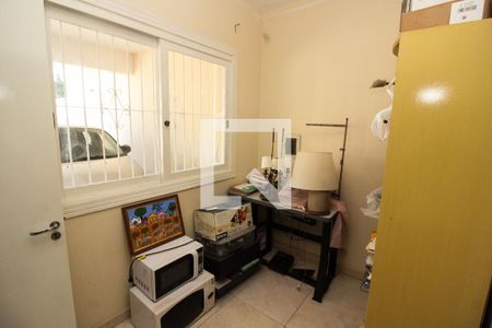 Casa à venda com 201m², 3 quartos e 6 vagas Casa à venda com 201m², 3 quartos e 6 vagasQuarto de Serviço