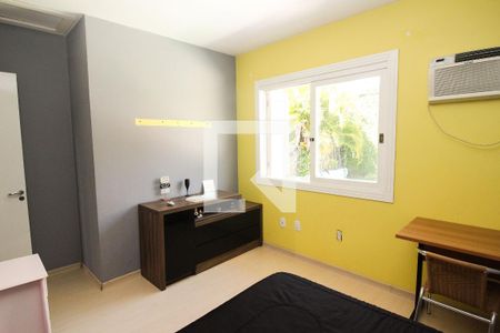 Casa à venda com 201m², 3 quartos e 6 vagas Casa à venda com 201m², 3 quartos e 6 vagasQuarto 1