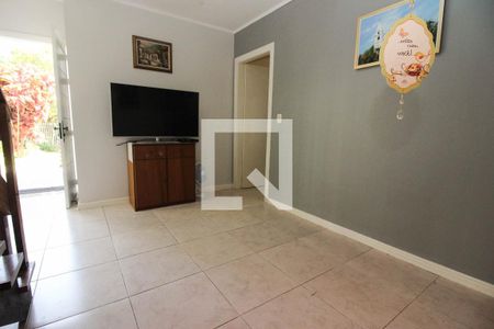 Sala de casa à venda com 3 quartos, 201m² em Espírito Santo, Porto Alegre