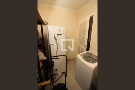 Casa à venda com 201m², 3 quartos e 6 vagas Casa à venda com 201m², 3 quartos e 6 vagasDispensa