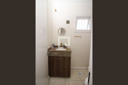 Casa à venda com 201m², 3 quartos e 6 vagas Casa à venda com 201m², 3 quartos e 6 vagasLavabo