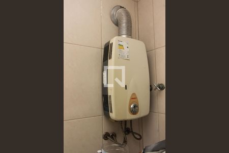 Casa à venda com 201m², 3 quartos e 6 vagas Casa à venda com 201m², 3 quartos e 6 vagasAquecedor