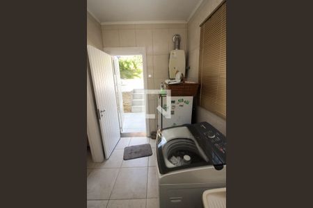 Casa à venda com 201m², 3 quartos e 6 vagasÁrea de Serviço