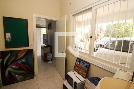 Casa à venda com 201m², 3 quartos e 6 vagas Casa à venda com 201m², 3 quartos e 6 vagasQuarto de Serviço