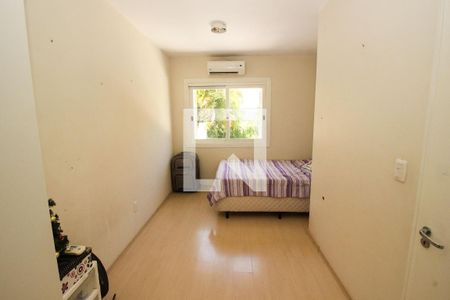 Casa à venda com 201m², 3 quartos e 6 vagas Casa à venda com 201m², 3 quartos e 6 vagasQuarto 2