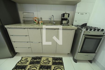 Cozinha  de apartamento para alugar com 1 quarto, 56m² em Jardim Goiás, Goiânia