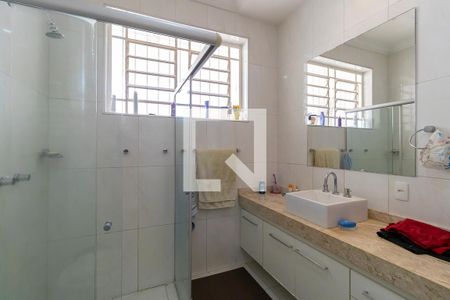 Casa à venda com 394m², 5 quartos e sem vaga Casa à venda com 394m², 5 quartos e sem vagaBanheiro social 2