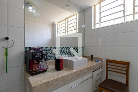 Casa à venda com 394m², 5 quartos e sem vaga Casa à venda com 394m², 5 quartos e sem vagaBanheiro da suíte 2