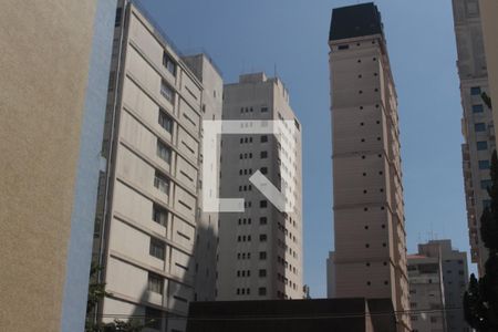 Sala vista de apartamento para alugar com 4 quartos, 230m² em Higienópolis, São Paulo