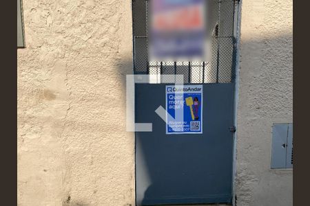 Fachada com plaquinha de casa à venda com 1 quarto, 60m² em Vila Ede, São Paulo