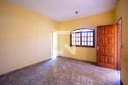 Sala 2 de casa para alugar com 8 quartos, 363m² em Alcantara, São Gonçalo