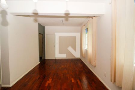 Apartamento para alugar com 3 quartos, 109m² em Santo Antônio, Belo Horizonte
