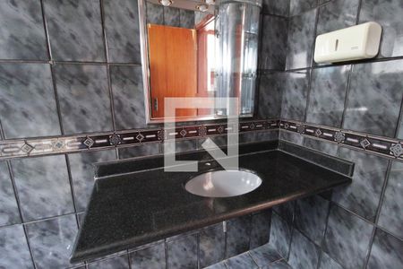 Casa para alugar com 139m², 2 quartos e 4 vagasBanheiro Social